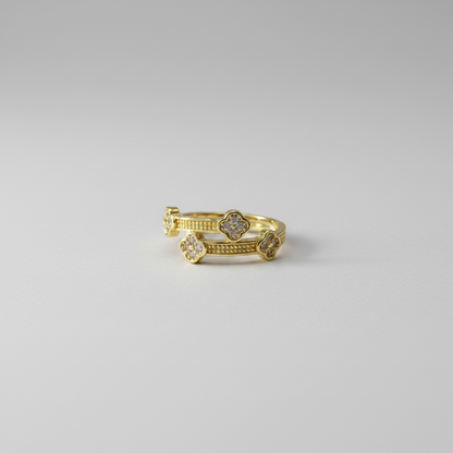 Anillo Microcirconia Trébol Pequeño