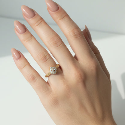 Anillo Microcirconia Trébol Texturizado