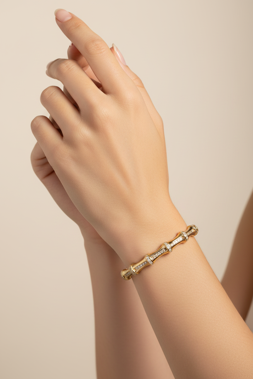 Brazalete Dorado Microcirconia Motivo Floral Continuo