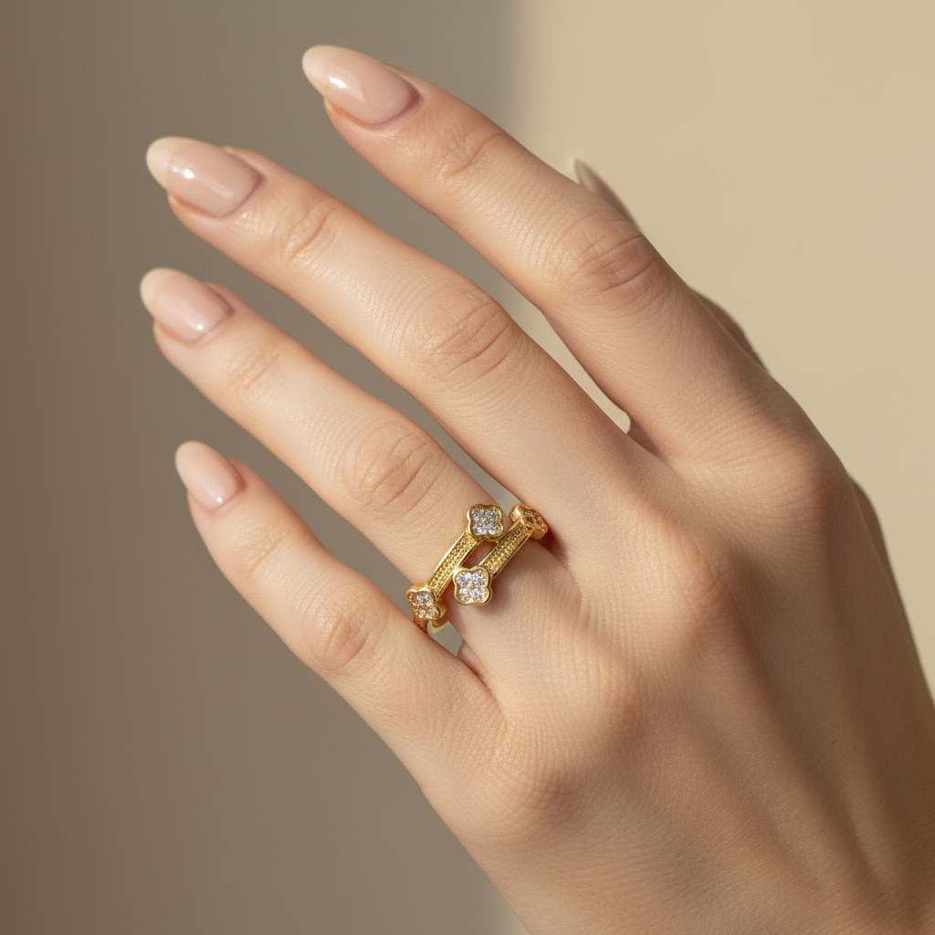 Anillo Microcirconia Trébol Pequeño