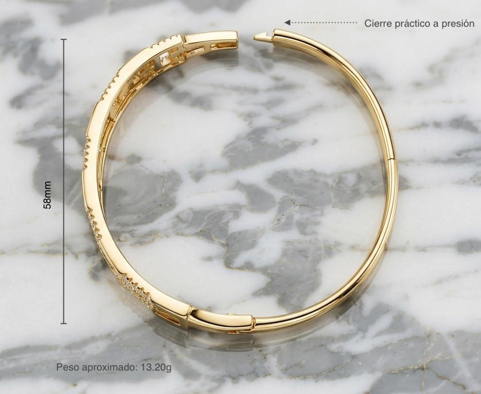 Brazalete con baño en oro 18k de Microcirconia con Diseño Entrelazado